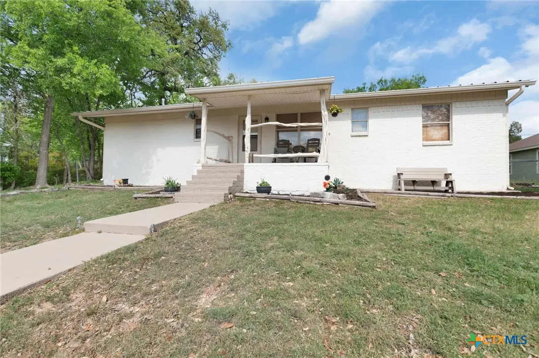 505 S Summer Street, Lampasas, TX 76550 - #1
