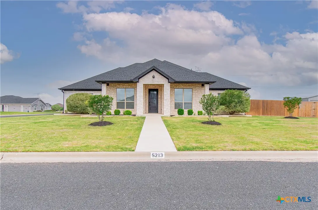 5213 Few Oaks Dr, Salado, TX 76571 - #1