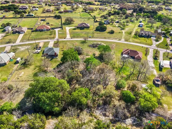 825 County Road 3350, Kempner, TX 76539