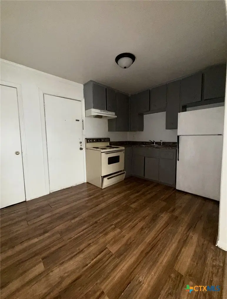 405 W Avenue E Branch, Killeen, TX 76541 - #3