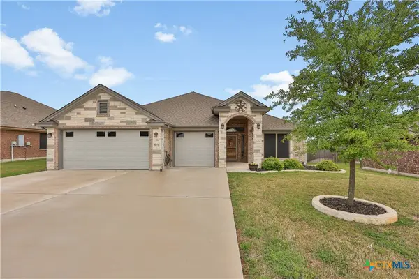 605 Willow Drive, Troy, TX 76579