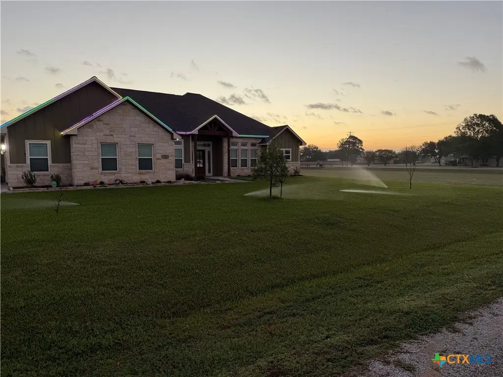 36 Meadow Creek Drive, Inez, TX 77968 - #1