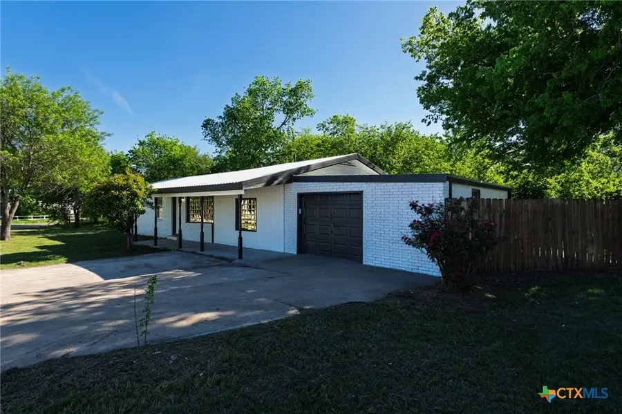126 E Bobwhite Lane, Harker Heights, TX 76548 - #2