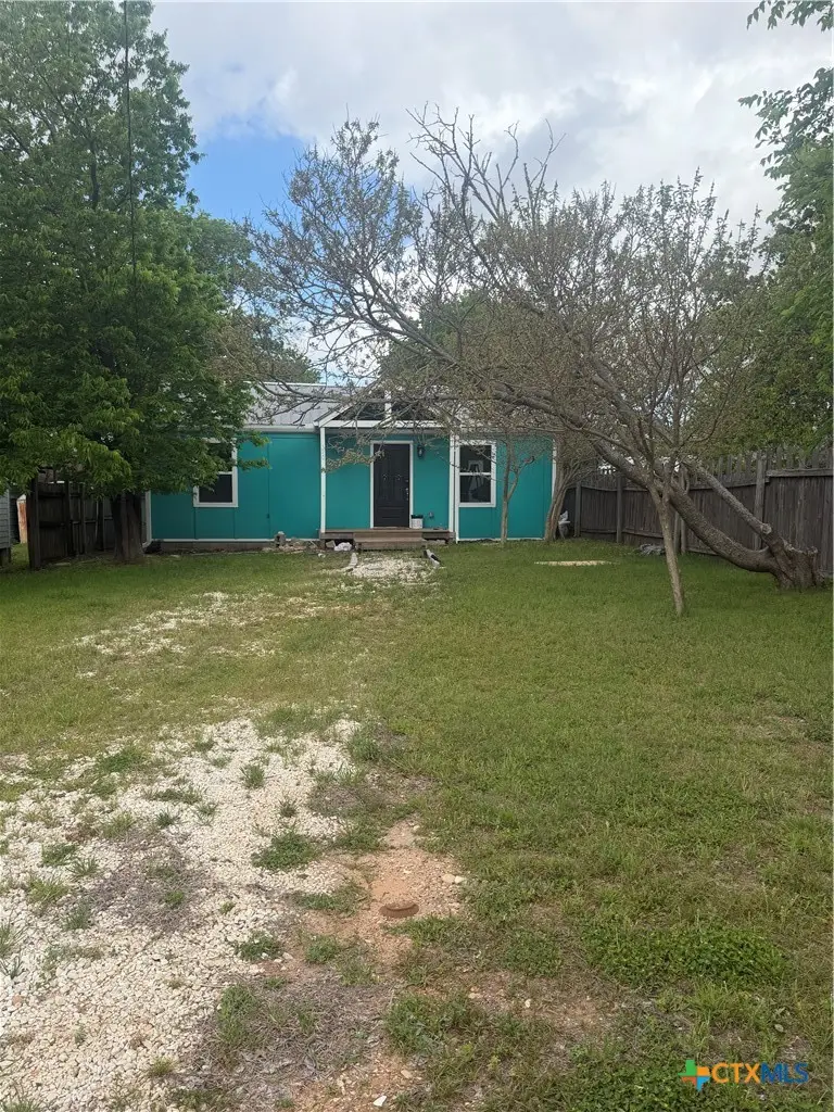 504 S 6th Street, Gatesville, TX 76528 - #2