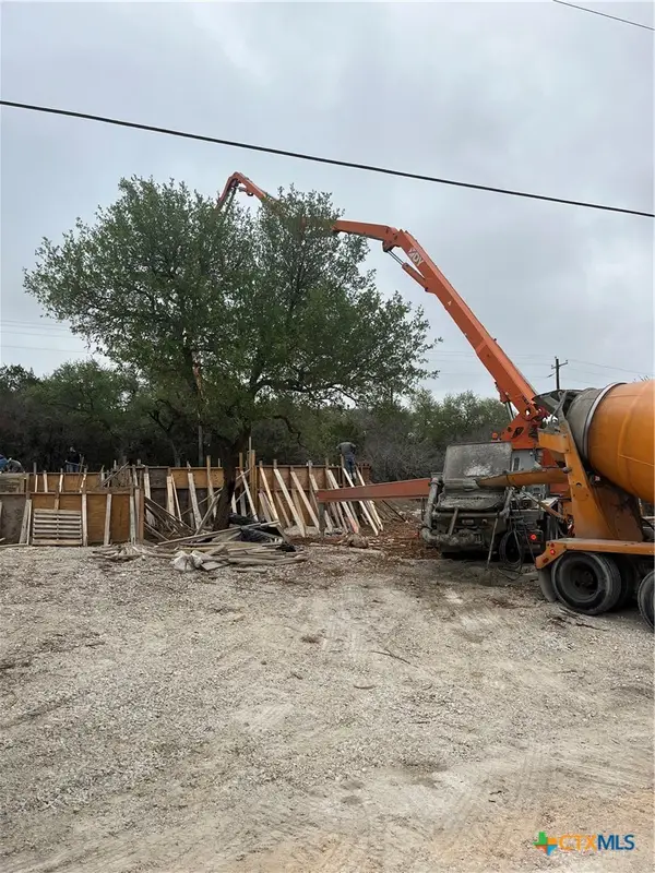 1344 Bellewood Lane, Canyon Lake, TX 78133