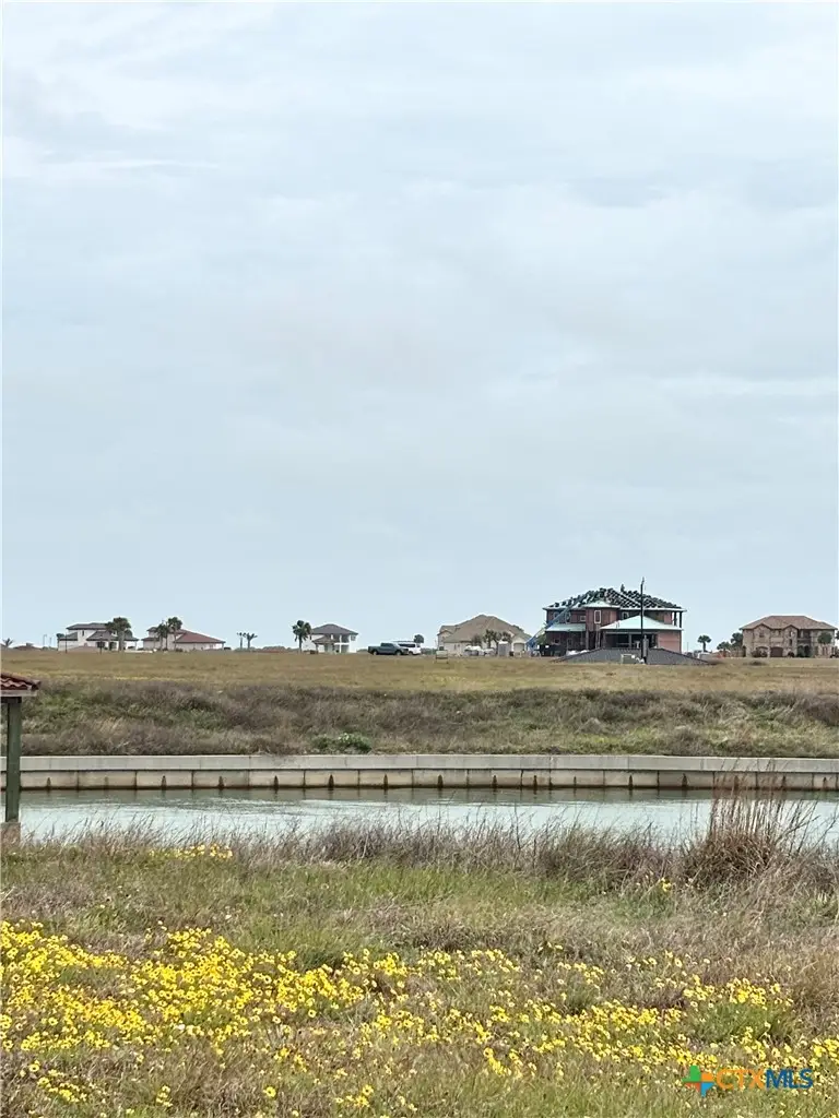 72 Blanc Court, Port Lavaca, TX 77979 - #2