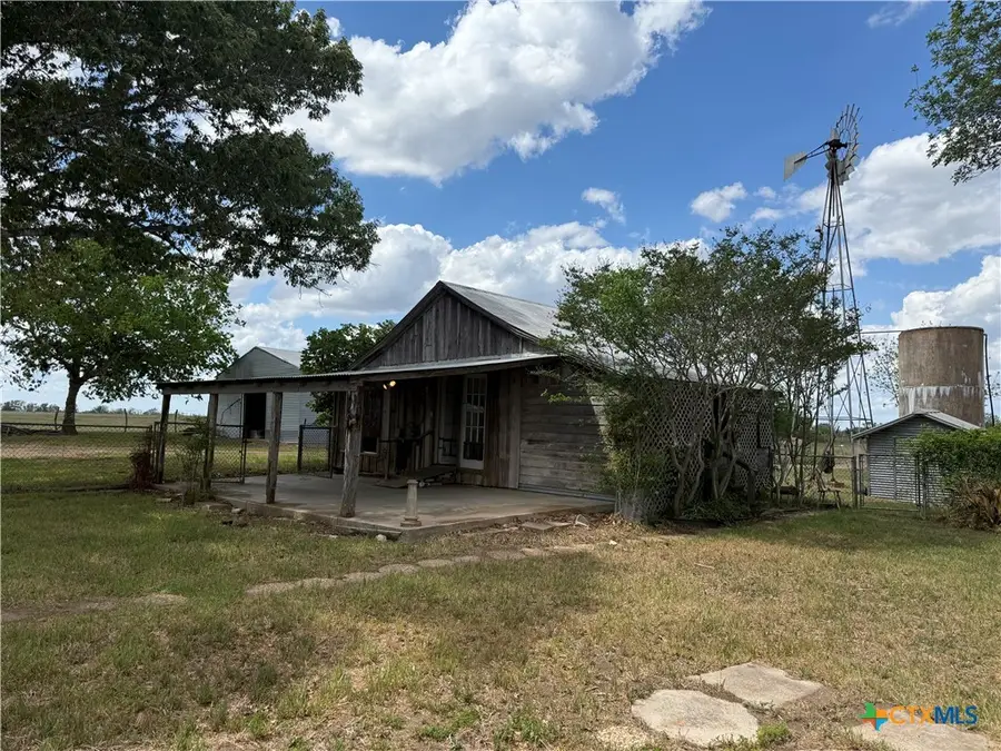 4489 County Road 240, Hallettsville, TX 77964 - #2