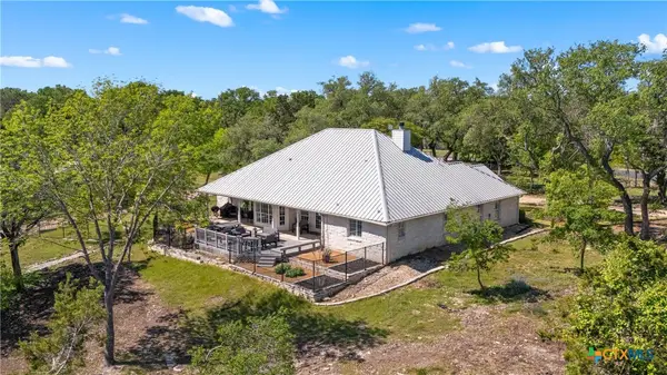 10015 Hodge Canyon Drive, Salado, TX 76571