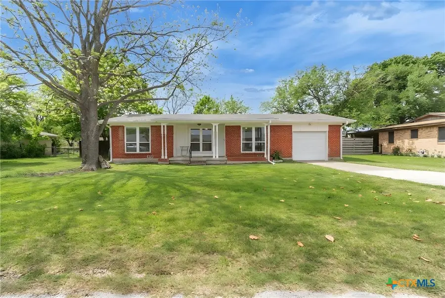 104 S Meadow Drive, Little River Academy, TX 76554 - #2