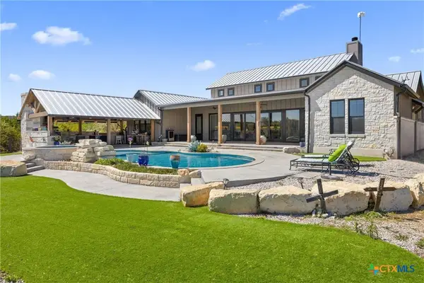 2105 Legacy Hills Drive, Johnson City, TX 78636