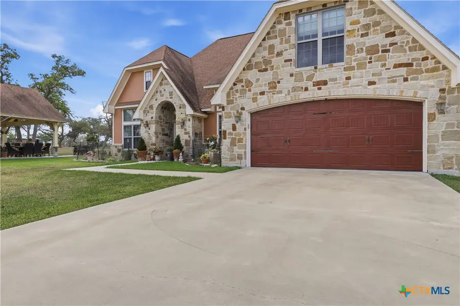 790 Spanish Grant Road, Goliad, TX 77963 - #2