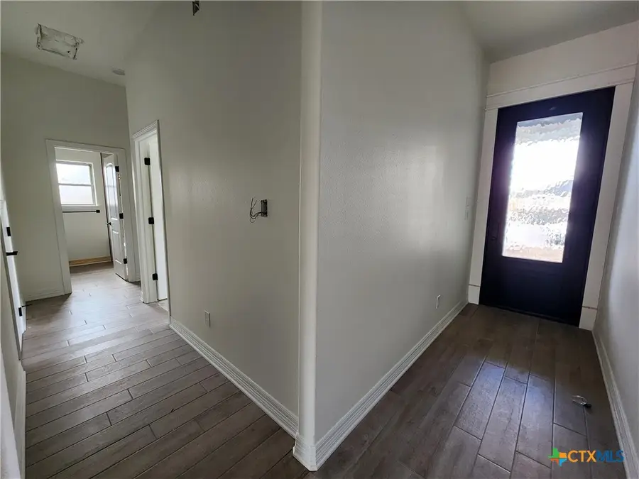 813 Golden Eagle Cove, Salado, TX 76571 - #2