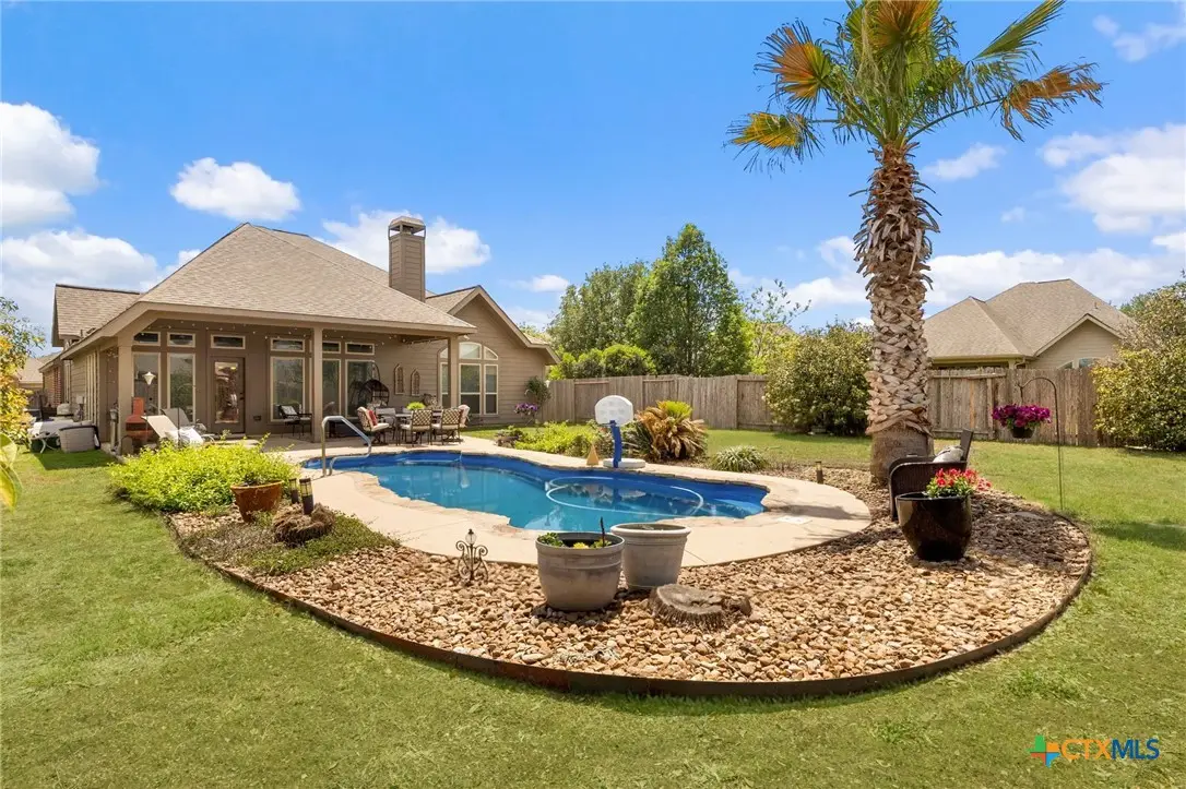 2194 Pioneer Pass, Seguin, TX 78155 - #1