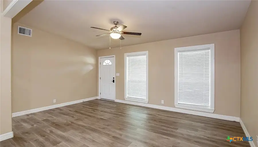 4713 Dahlia Lane, Victoria, TX 77904 - #2