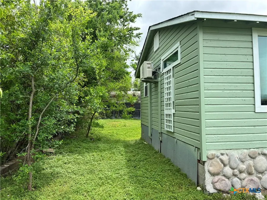 324 W Anders Street, Marlin, TX 76661 - #2