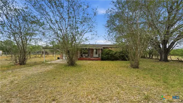 2900 E I-10, Seguin, TX 78155