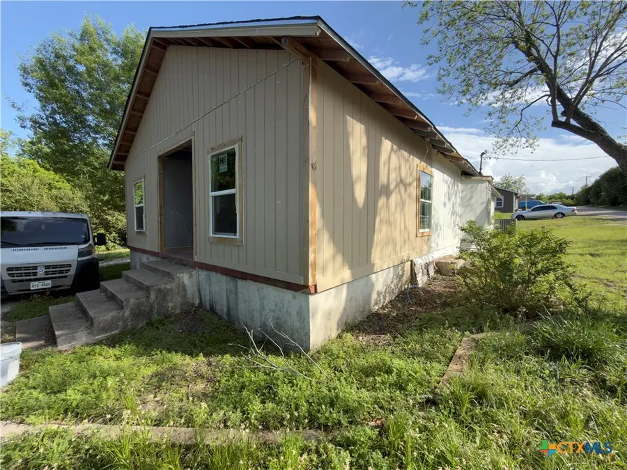 2501 E Adams Avenue, Temple, TX 76501 - #2