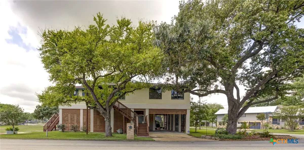 210 Royal George Circle, McQueeney, TX 78123 - #1