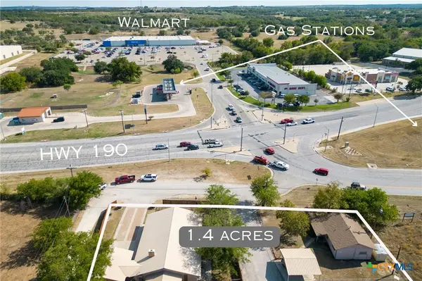 1707 E Fourth St, Lampasas, TX 76550