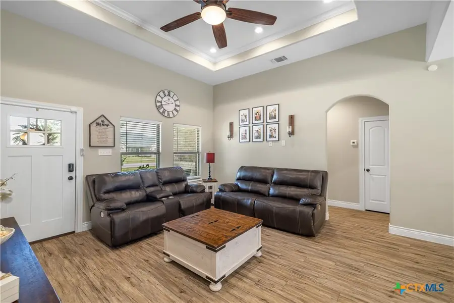 305 Blue Jay Loop, Victoria, TX 77905 - #3