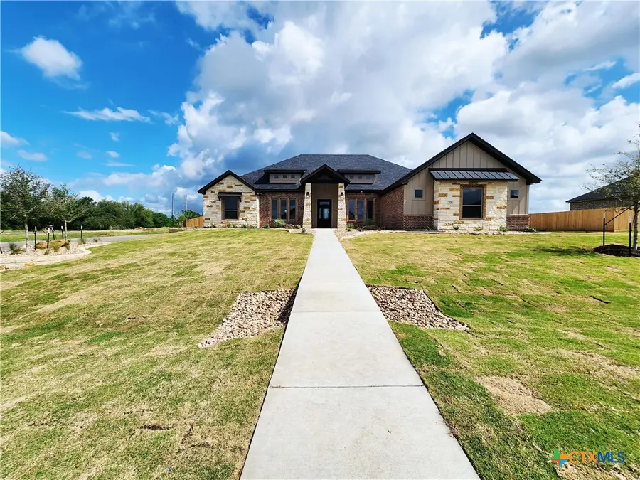 301 Rodeo Road, Salado, TX 76571 - #3