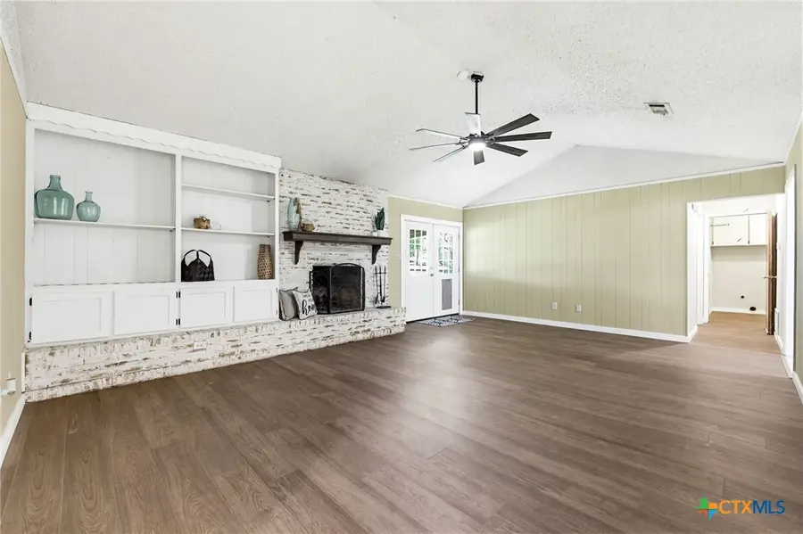 11 Alexander Lane, Lampasas, TX 76550 - #3