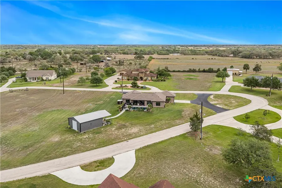415 Juniper Trail, Yoakum, TX 77995 - #3