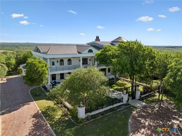 999 Schwarzlose Road, New Braunfels, TX 78130