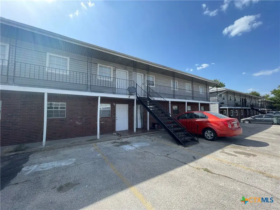 930 S 15th Street, Copperas Cove, TX 76522 - #2