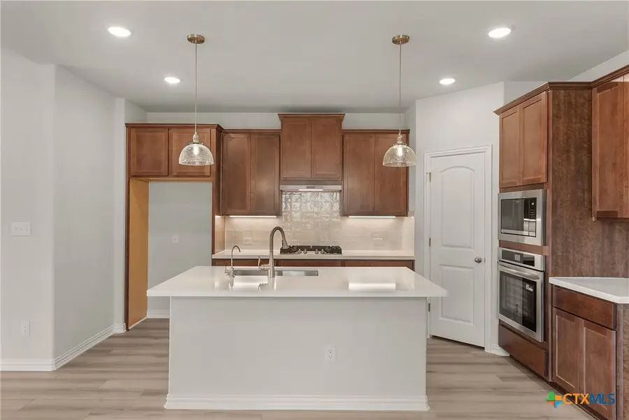 1850 Pining Street, New Braunfels, TX 78132 - #2