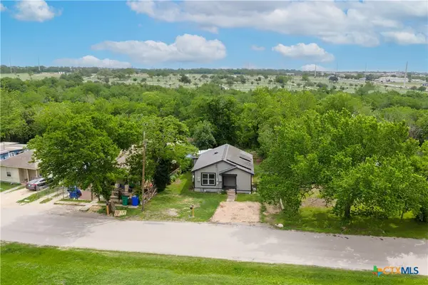 604 Burkett St, Taylor, TX 76574