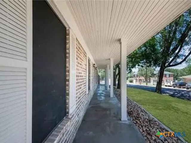 5243 E Lakeshore Drive, Belton, TX 76513 - #2