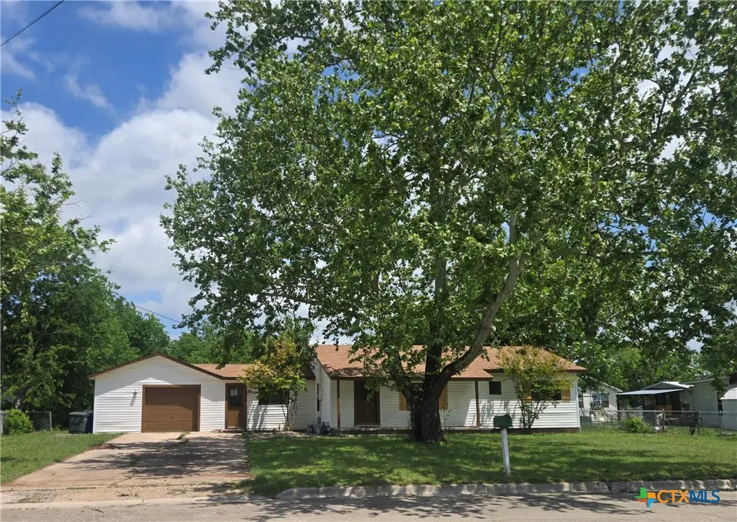 101 E Halstead Avenue, Copperas Cove, TX 76522 - #1