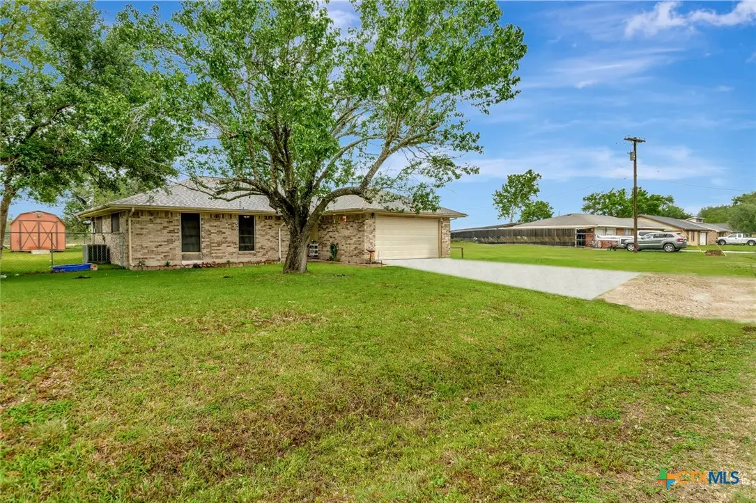 401 Viking Street, Victoria, TX 77905 - #1