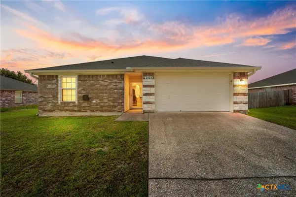 2032 Sabine Drive, Waco, TX 76708