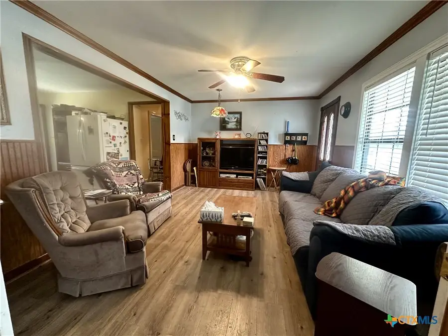 2006 Meadowlane Street, Victoria, TX 77901 - #3