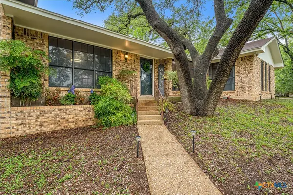 2600 N Beal Street, Belton, TX 76513