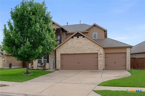 108 Peggy Drive, Liberty Hill, TX 78642