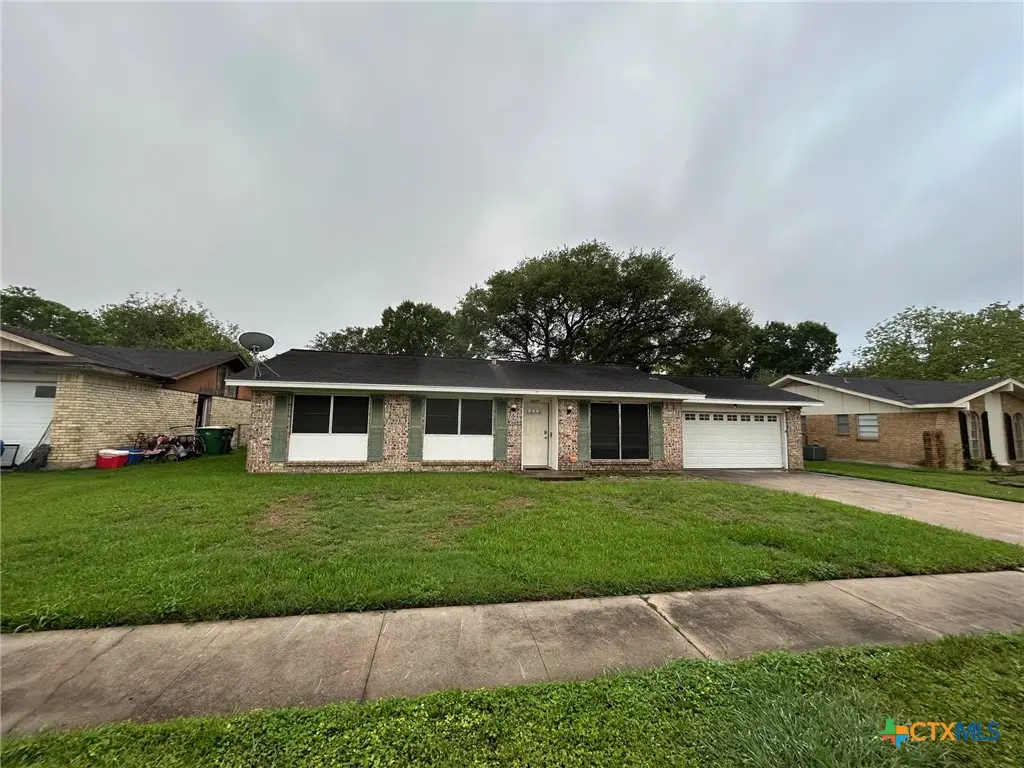 2007 Mission Drive, Victoria, TX 77901 - #1