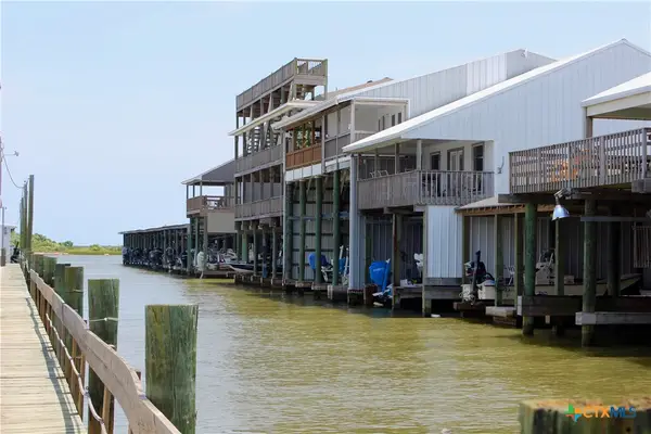 605 S 13th Street, Port O'Connor, TX 77982