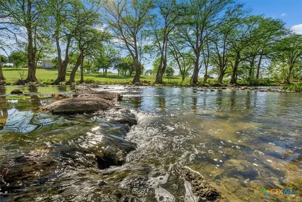 730 E Mather Street #102, New Braunfels, TX 78130