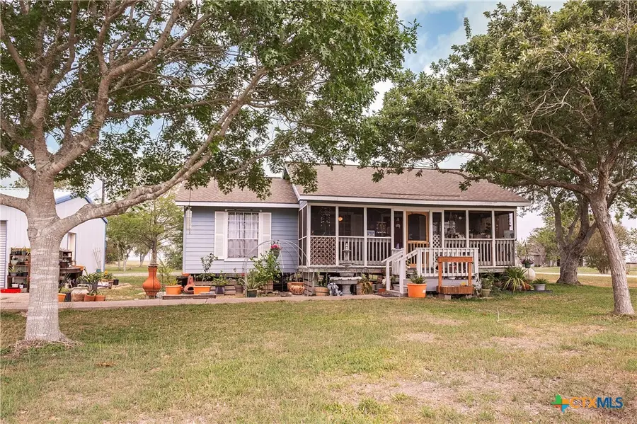 802 Bay Street, Austwell, TX 77950 - #2