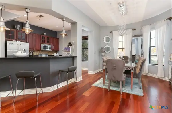 215 Center Street #109, San Antonio, TX 78202