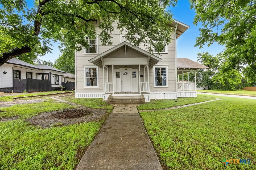 501 N Penelope Street, Belton, TX 76513 - #1