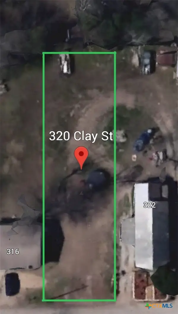 320 Clay Street, Seguin, TX 78155