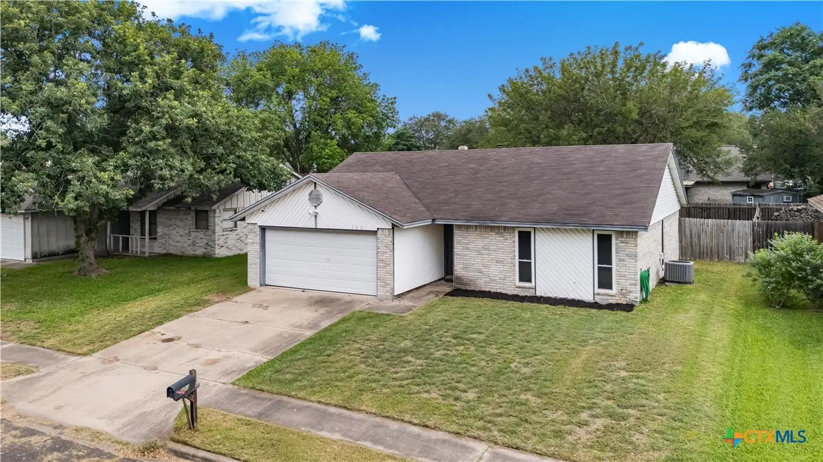 308 Trentwood Circle, Victoria, TX 77901 - #1