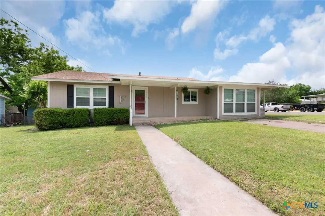 28 Steele Street, Lampasas, TX 76550 - #1