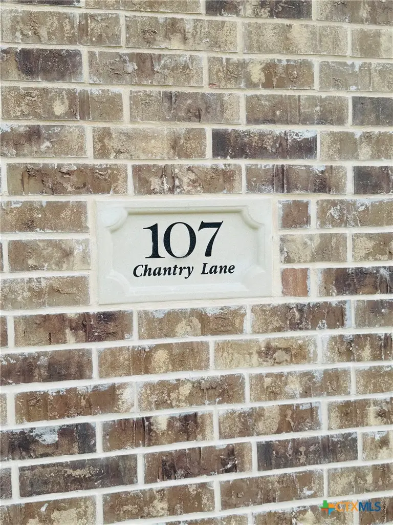107 Chantry Lane, Gatesville, TX 76528 - #2
