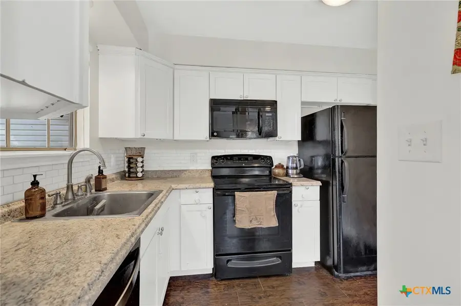 201 Ridgewood, San Marcos, TX 78666 - #3