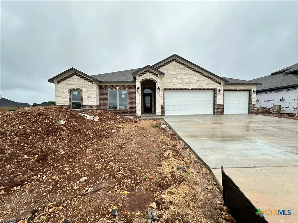 607 Golden Eagle Drive, Salado, TX 76571 - #1